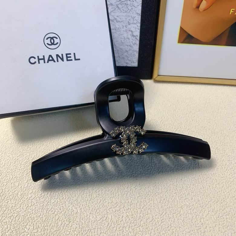 Chanel Hair Grab Clip  (4)